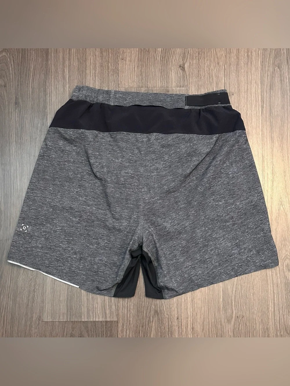 Lululemon Surge Shorts - Picture 3 of 6